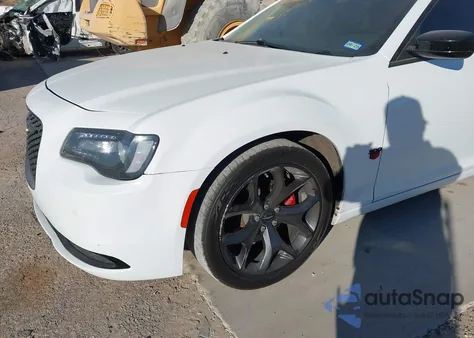 2020 Chrysler 300 Touring из США, поврежденный, VIN 2C3CCAAG7LH209357